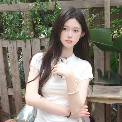 谁杀了她